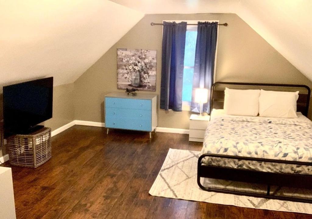 The House Hotels - Storer #2 - Comfortable 6 Beds!!! Whole House Cleveland Bagian luar foto